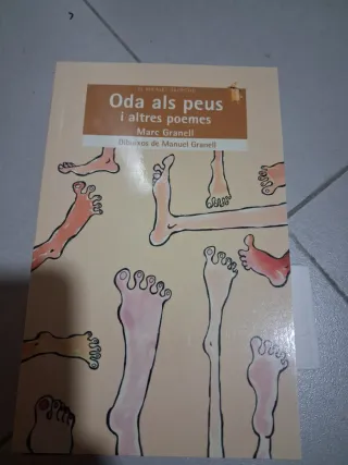 Pack libros en valenciano 15€ pack o 5€ suelto