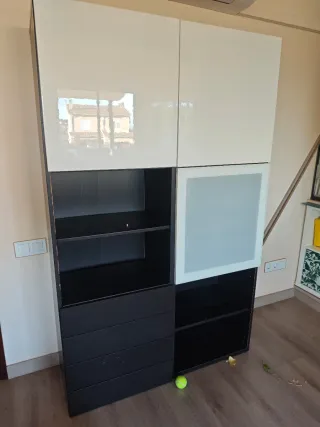 Armario Ikea Besta Blanco y Negro