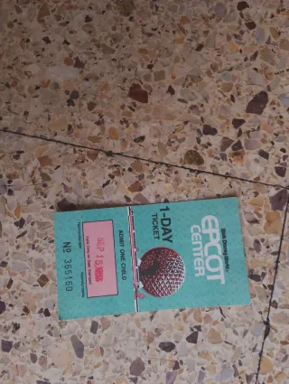 Un Ticket,usado del día 15 del mes11 del 1987.Vint