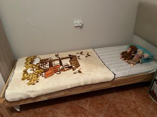 Cama infantil de madera