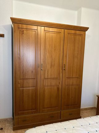 Dormitorio completo madera