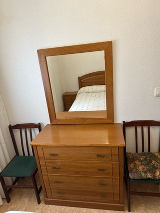 Dormitorio completo madera