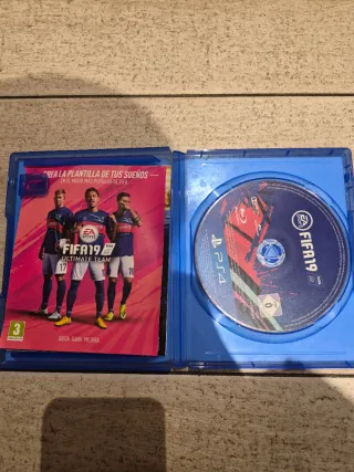 PS4 (PlayStation 4) + 6 Juegos