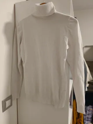 Jersey cuello alto blanco