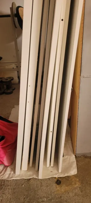 Cama alta IKEA SMASTAD con escritorio