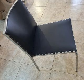 Conjunto de comedor: Mesa de madera y 4 sillas