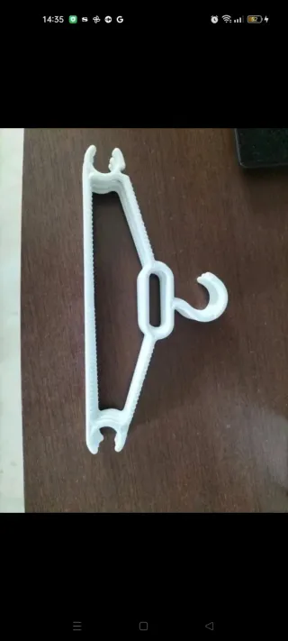 Lote de 6 perchas pequeñas