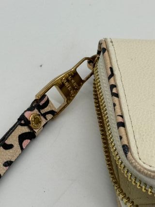 Cartera Louis Vuitton Beige