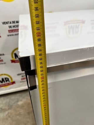 Mesa refrigerada 2 puertas GN1/1