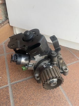 Bomba de inyección Dacia Duster continental +bosch