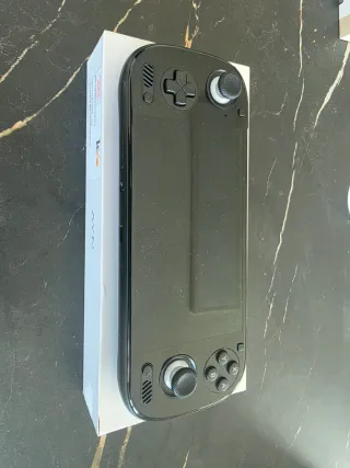 AYN Odin 3 Base Blanca 8GB 128GB Nueva