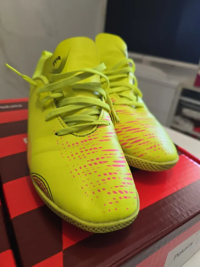 Zapatillas Puma Fútbol Niño Talla 36