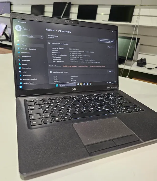 Diez  Dell Latitude 5300 bajo precio