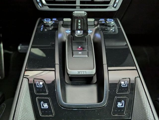 Porsche 911 992 CARRERA 4S