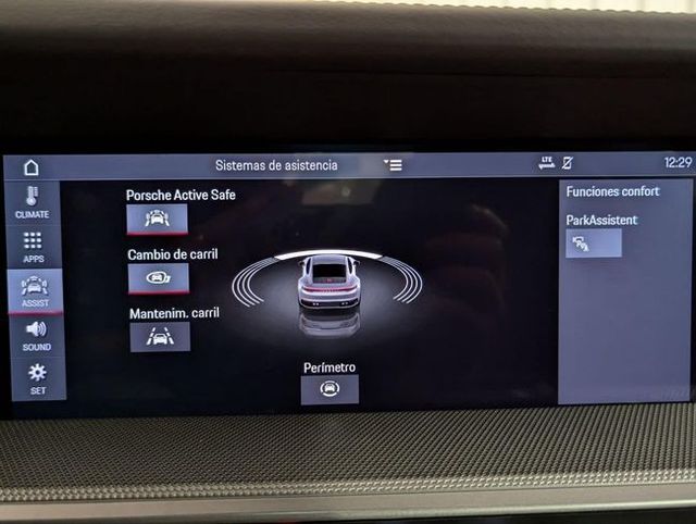 Porsche 911 992 CARRERA 4S