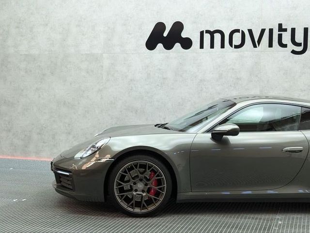 Porsche 911 992 CARRERA 4S