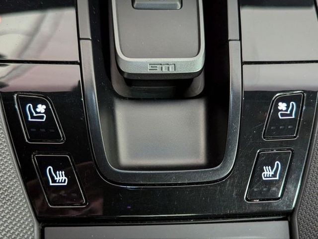 Porsche 911 992 CARRERA 4S