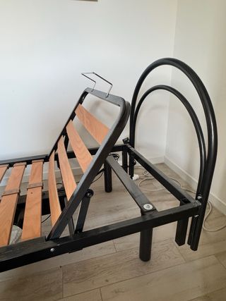 Letto singolo motorizzato, rete regolabile