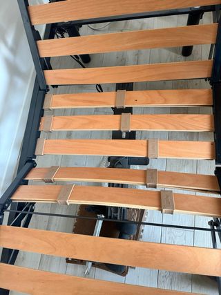 Letto singolo motorizzato, rete regolabile