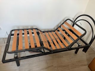 Letto singolo motorizzato, rete regolabile