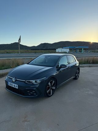 Volkswagen Golf 8 GTD 2021