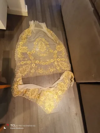 Manteletas Adulto Oro