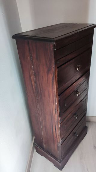 Cajonera estilo antiguo madera