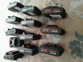 Lote  8 Baterías Li-Ion 21V y 28V (((( Nuevo))))