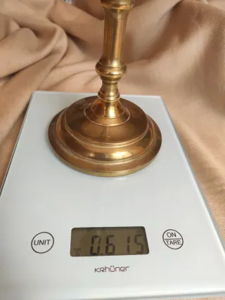 Candelabro de bronce antiguo