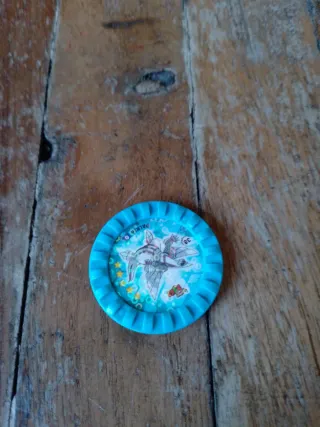 Tazos Pokémon y Helicóptero de Juguete