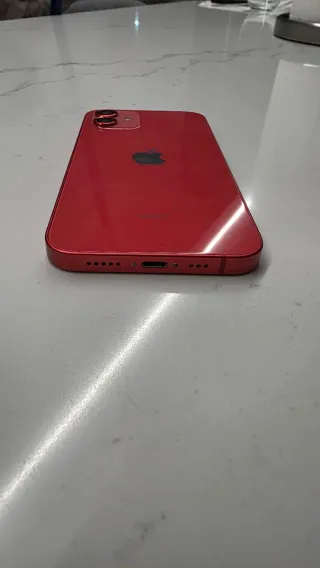 iPhone 12 Rojo