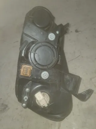 Faro Delantero Dcho. Chevrolet Captiva 2007