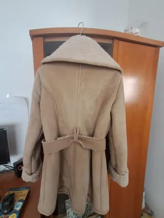 Abrigo tres cuartos ante y borrego