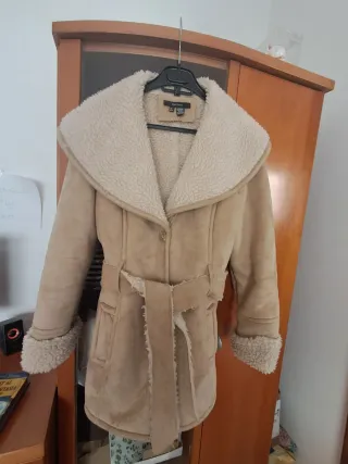 Abrigo tres cuartos ante y borrego