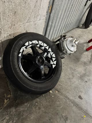 Llanta y neumaticos   Delantera y Trasera Jog