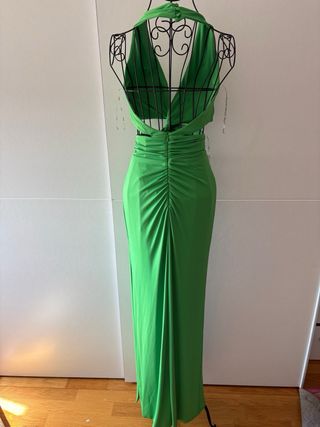 Vestido verde longo com recortes S Betzzia