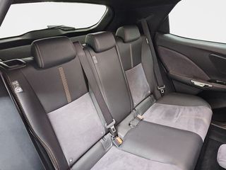 Lexus LBX 1.5 136cv HEV Cool+