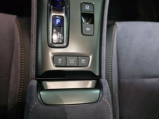 Lexus LBX 1.5 136cv HEV Cool+