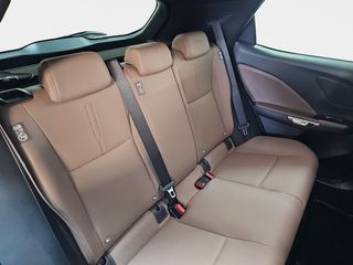 Lexus LBX 1.5 136cv HEV Elegant+