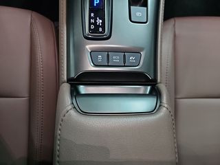 Lexus LBX 1.5 136cv HEV Elegant+