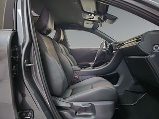 Lexus LBX 1.5 136cv HEV Elegant+ Black