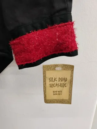 Camisa Negra Silk Road Treasure Talla M