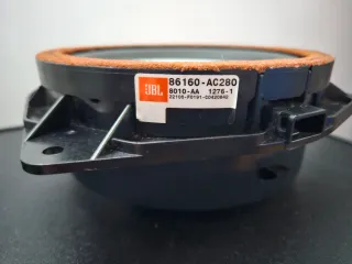 Altavoces JBL Toyota prius