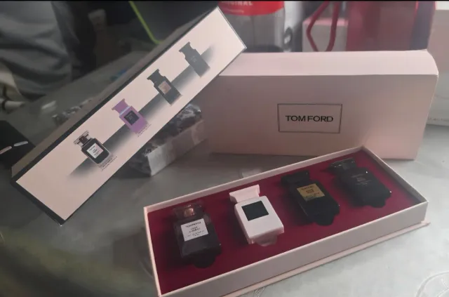 Estuche 4 Perfumes Nuevos