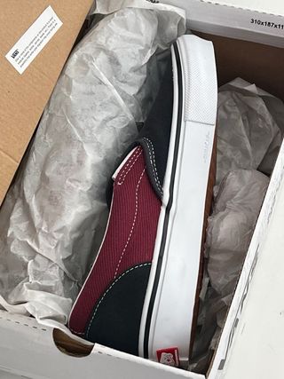 Zapatillas Vans Skate Slip-On Negras/Granate