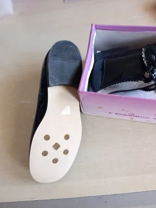 Zapatos charol niña negros T.32 nuevos