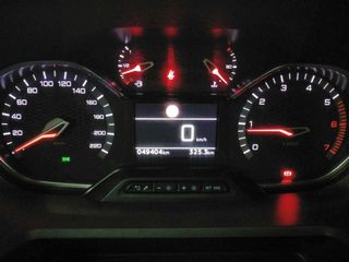 Peugeot Rifter BlueHDi 130 Allure Long 96 kW (130 CV)