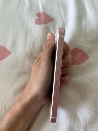 iPhone SE ROSA