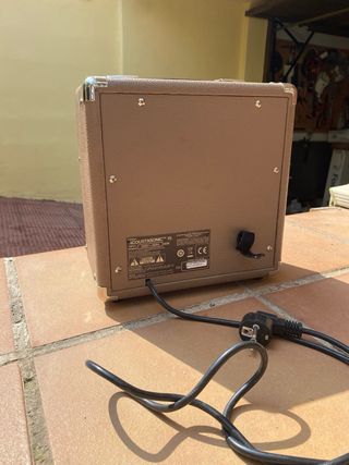 Amplificador Fender Guitarra acústica + Micrófono