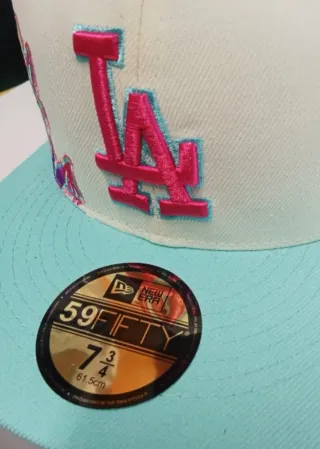 Gorra New Era 59Fifty LA Dragón Talla 7.3/4